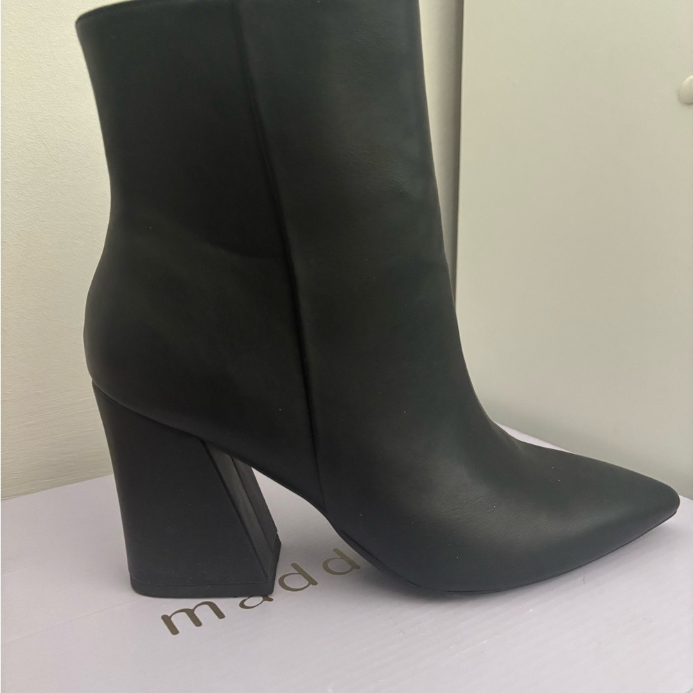 Steve Madden Cody Black Heeled Boots